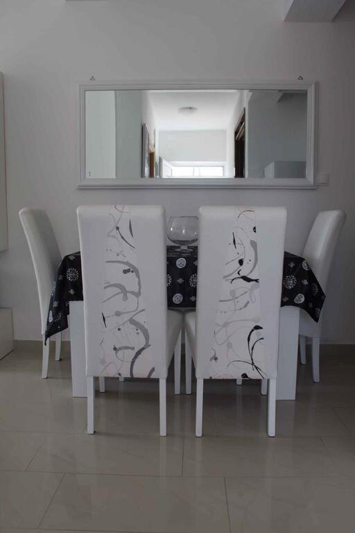 Summer Lounge Apartment تروغير المظهر الخارجي الصورة